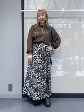 「アイテム（デジタル腕時計）」を使った、riya.さん（レディース・158cm）の秋コーディネート