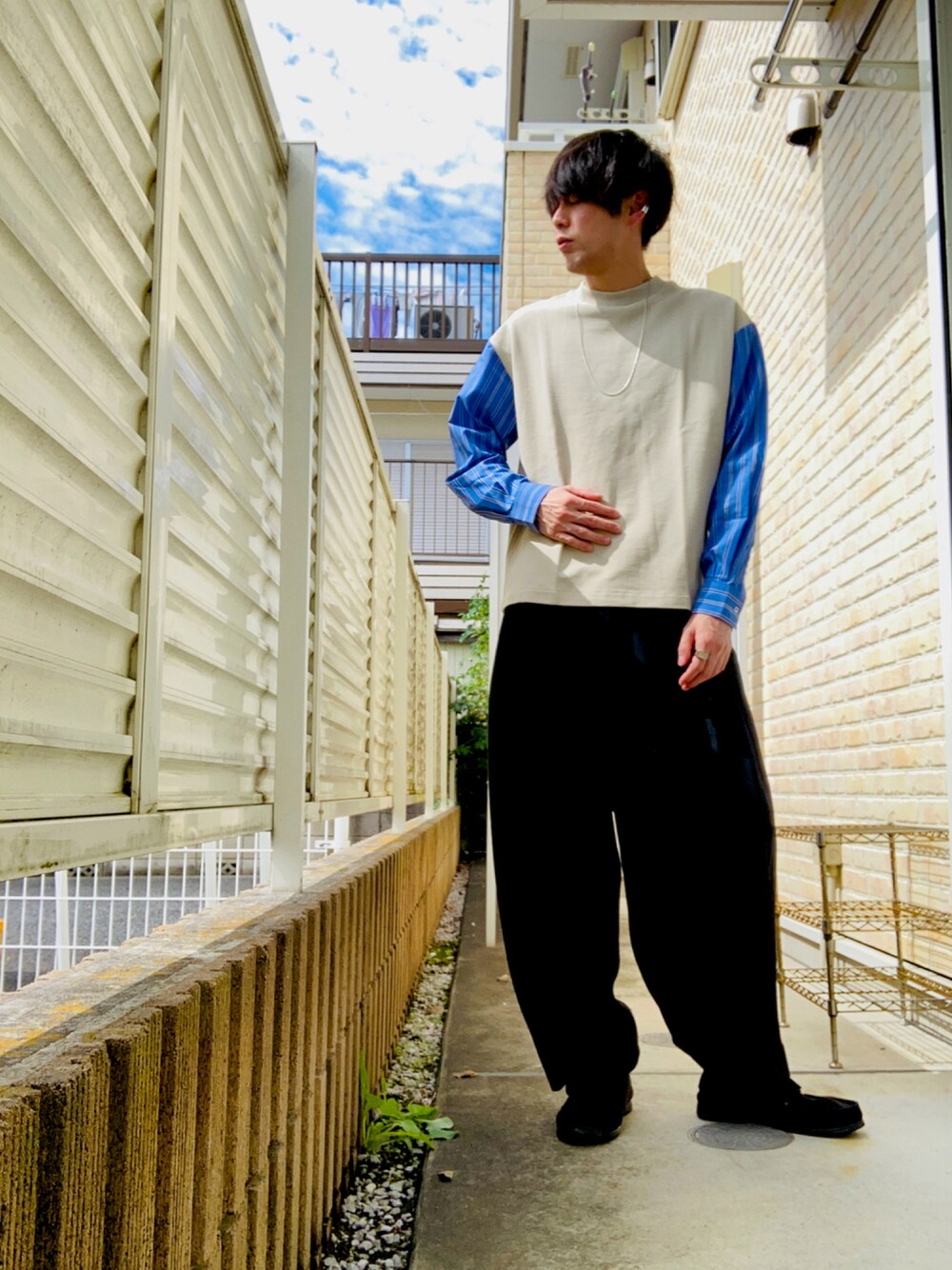 「カットソー、パンプキンパンツ、スリッポン、シンプル」｜「tk.TAKEO KIKUCHIのシャツスリーブドッキングミラノリブカットソー（Tシャツ/カットソー、ベージュ系）」を使った、Y-sukeさん（メンズ・173cm）の秋コーディネートの1枚目の写真