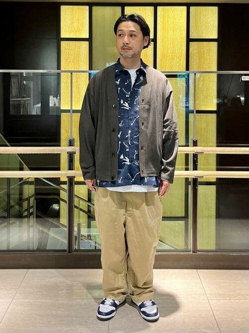 BEAMS LIGHTS Mensさんのカーディガン/ボレロを使ったコーディネート 
