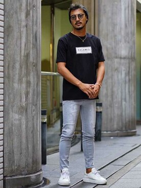 メンズのデニムパンツ グレー 灰色系 クラッシュ ダメージ コーディネート Zozotown メンズのデニムパンツ グレー 灰色系 クラッシュ ダメージ コーディネート Zozotown