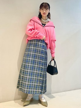 「アイテム（その他シューズ、グリーン系）」を使った、B:MING by BEAMS WOMENさん（レディース・162cm）の秋コーディネート