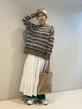 「Casselini（キャセリーニ）のアイテム（ニットキャップ/ビーニー）」を使った、B:MING by BEAMS WOMENさん（レディース・161cm）の秋コーディネート