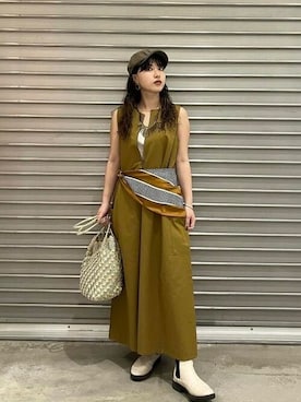 「アイテム（ジャンパースカート、イエロー系）」を使った、B:MING by BEAMS WOMENさん（レディース・155cm）の春コーディネート