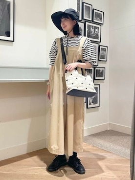 「Gramicci（グラミチ）のアイテム（オールインワン・サロペット）」を使った、B:MING by BEAMS WOMENさん（レディース・168cm）の春コーディネート