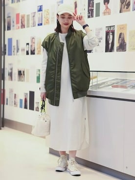「Alpha Industries（アルファインダストリーズ）のアイテム」を使った、B:MING by BEAMS WOMENさん（レディース・166cm）の夏コーディネート