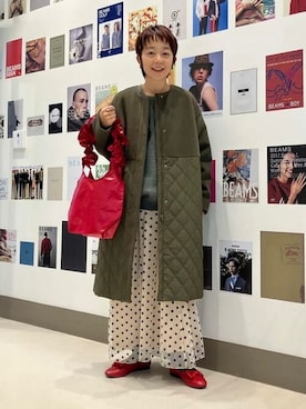 「カラー×コーデ」｜「アイテム（その他アウター）」を使った、B:MING by BEAMS WOMENさん（レディース・158cm）の秋コーディネート