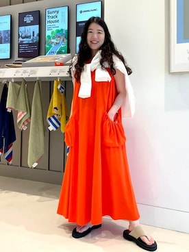 「肩掛け」｜「アイテム（ワンピース/ドレス）」を使った、B:MING by BEAMS WOMENさん（レディース・159cm）の夏コーディネート