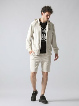 「アイテム（パーカー）」を使った、Psycho Bunny officialさん（メンズ・186cm）の夏コーディネート