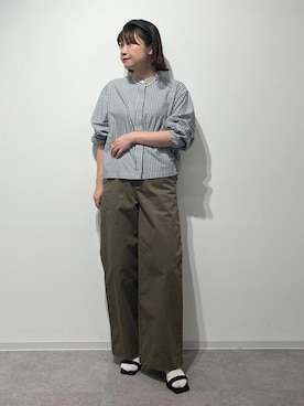 「アイテム（チノパンツ）」を使った、sayakaさん（レディース・153cm）の春コーディネート