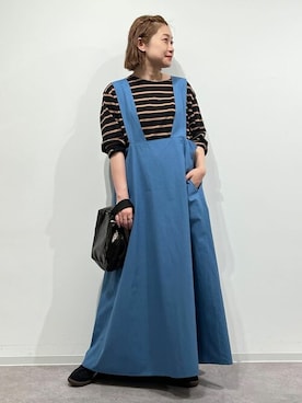 「アイテム（ジャンパースカート）」を使った、sayakaさん（レディース・153cm）の秋コーディネート