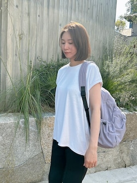 「アイテム（バックパック/リュック）」を使った、Julierさん（レディース・163cm）の秋コーディネート