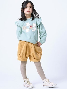 「la poche biscuit（ラポシェビスキュイ）のアイテム（スウェット）」を使った、DIL baby&kids shopさん（キッズ・115cm）の秋コーディネート