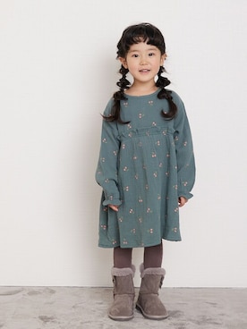 「la poche biscuit（ラポシェビスキュイ）のアイテム（ワンピース/ドレス）」を使った、DIL baby&kids shopさん（キッズ・107cm）の冬コーディネート
