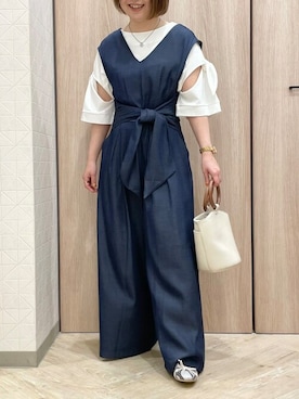 「ELVENCE DEUX（エルベンスドゥ）のアイテム（サロペット/オーバーオール）」を使った、ELVENCE DEUXさん（レディース・150cm）の春コーディネート
