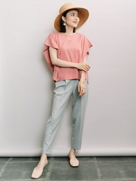 「ELVENCE DEUX（エルベンスドゥ）のアイテム（パンツ）」を使った、ELVENCE DEUXさん（レディース・162cm）の春コーディネート