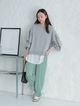 「osharewalker」｜「アイテム（スウェット）」を使った、osharewalker staffさん（レディース・162cm）の冬コーディネート