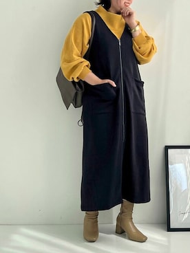 「osharewalker」｜「アイテム（ジャンパースカート）」を使った、osharewalker staffさん（レディース・155cm）の秋コーディネート