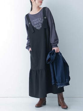 「osharewalker」｜「アイテム（ジャンパースカート）」を使った、osharewalker staffさん（レディース・162cm）の秋コーディネート