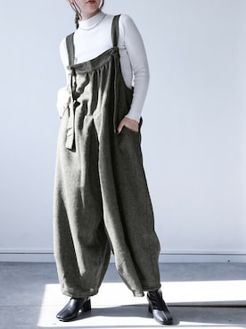 「オシャレウォーカー」｜「アイテム（サロペット/オーバーオール）」を使った、osharewalker staffさん（レディース・155cm）の秋コーディネート
