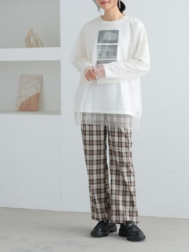 「osharewalker」｜「アイテム（パンツ）」を使った、osharewalker staffさん（レディース・163cm）の冬コーディネート