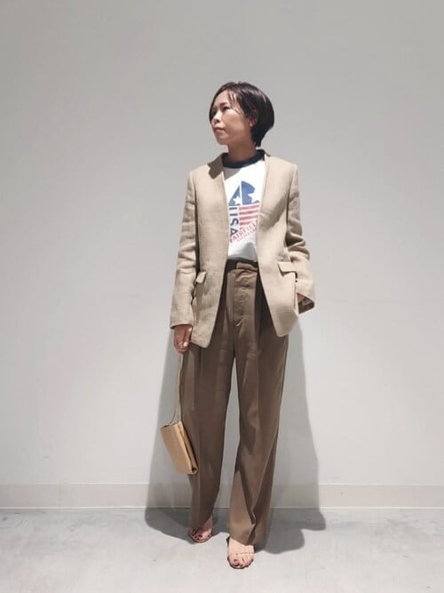 Whim GazetteWhimGazette_officialさんのノーカラージャケットを