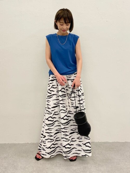 ウィムガゼット　ダンボールスカート ゼブラ刺繍スカート（スカート）｜Whim Gazette（ウィムガゼット