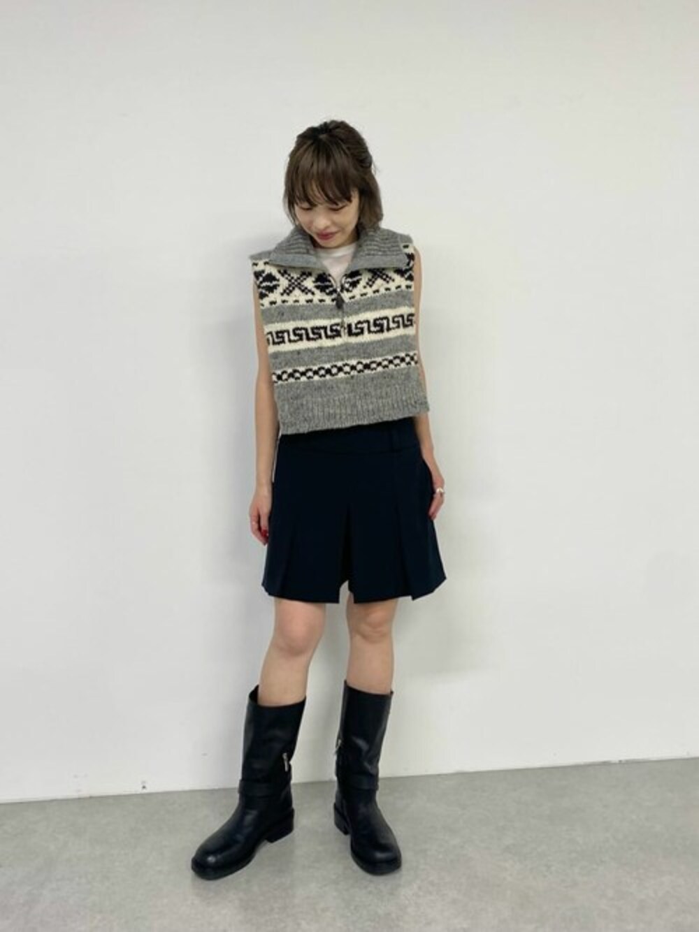 Whim Gazette（ウィムガゼット）の「【GEMINI】タックプリーツショート