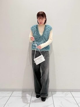 「フェザー」｜「アイテム（その他トップス）」を使った、WhimGazette_officialさん（レディース・164cm）の冬コーディネート
