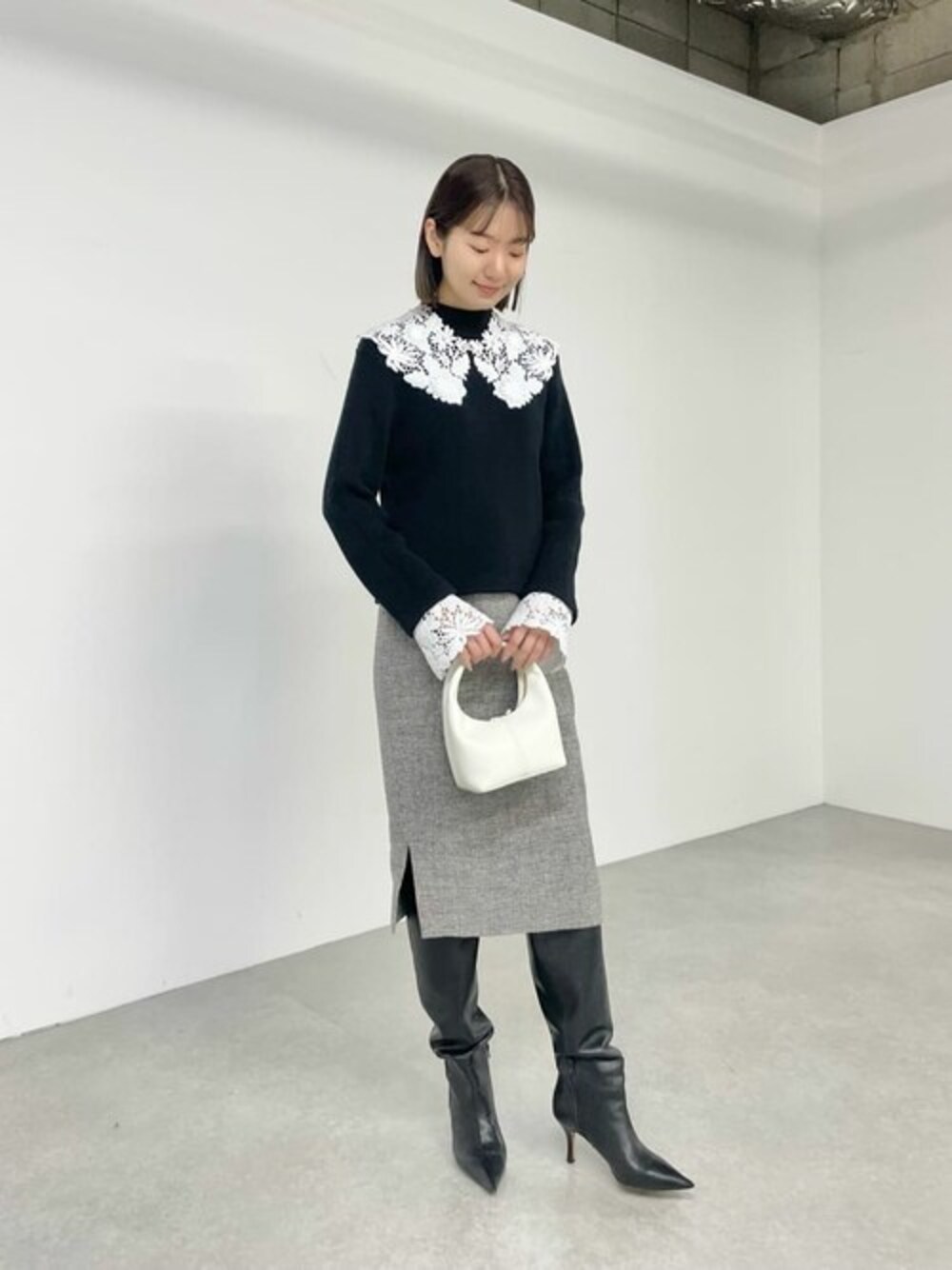 ウィムガゼット購入Hoaw.ポインテッドニーハイブーツ新品 Whim Gazette(ウィム ガゼット)の【Hoaw.】ポインテッドニーハイ