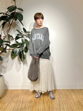 「THE PAUSE（ザ ポーズ）のアイテム（スカート）」を使った、WhimGazette_officialさん（レディース・165cm）の秋コーディネート