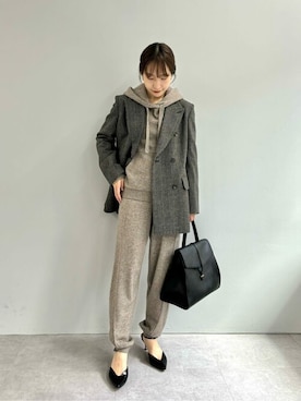 「アイテム（クラッチバッグ）」を使った、WhimGazette_officialさん（レディース・157cm）の秋コーディネート