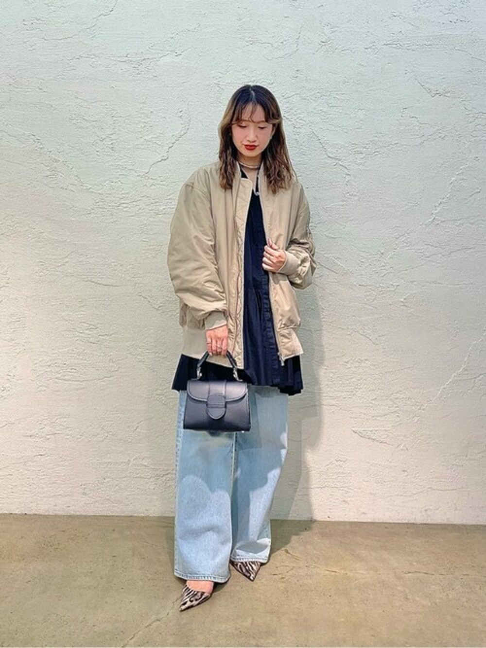 Hoaw.】トップハンドルバッグを使った人気ファッション Hoaw.】トップハンドルバッグを使った人気ファッション