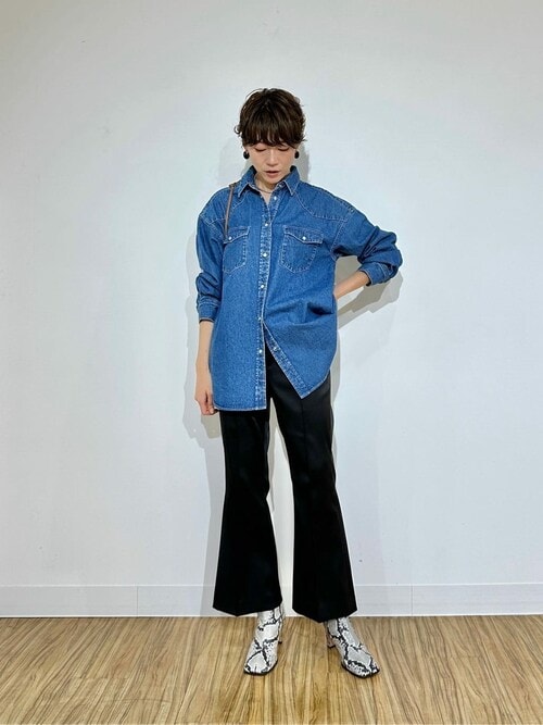 ストレッチサテンフレアパンツ（その他パンツ）｜Whim Gazette