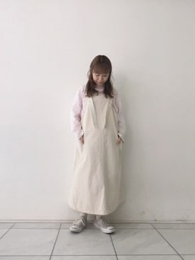 「アイテム（ジャンパースカート、ホワイト系）」を使った、よしかわさん（レディース・151cm）の春コーディネート