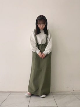 「サロペットスカート」｜「アイテム（スウェット）」を使った、よしかわさん（レディース・151cm）の春コーディネート