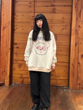 RED EYE FLASH刺繍 オーバーサイズスウェットを使った人気ファッション