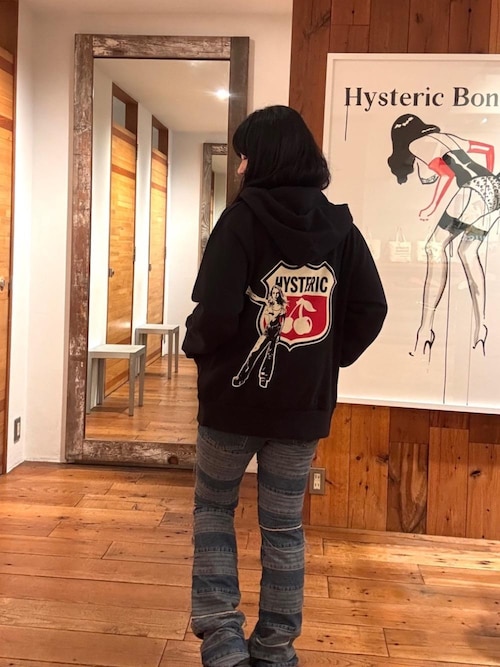 ヒステリックグラマーSHOUT IT OUT LOUD! ヒスガール パーカー HYSTERIC GLAMOUR（ヒステリックグラマー）の「LOUD！pt PK