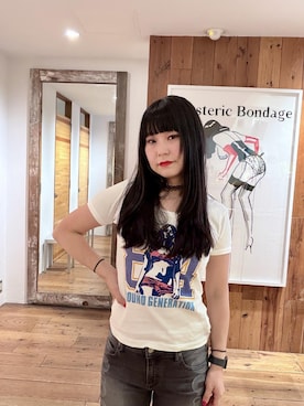 「HYSTERIC GLAMOUR（ヒステリックグラマー）のSNAKE LOOP スキニーデニムパンツ（デニムパンツ、ブラック系）」を使った、fukuchanさん（レディース・154cm）の夏コーディネート
