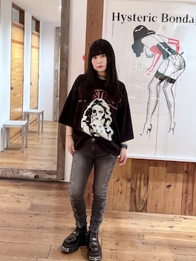 「HYSTERIC GLAMOUR（ヒステリックグラマー）のSNAKE LOOP スキニーデニムパンツ（デニムパンツ、ブラック系）」を使った、fukuchanさん（レディース・154cm）の夏コーディネート