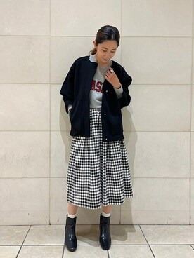 「スクエアトゥ」｜「アイテム（ノーカラージャケット）」を使った、橋本さん（レディース・162cm）の秋コーディネート
