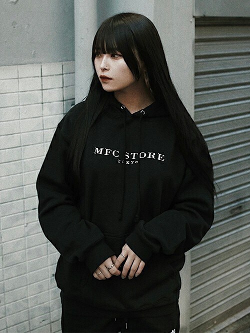 MFC STORE フーディ 黒 カラフルプリント MFC STORE フーディ 黒 カラフルプリント公式 ストア