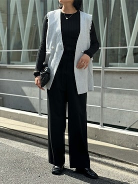 「クルーネックニット」｜STYLEDOORさん（レディース・165cm）の秋コーディネート