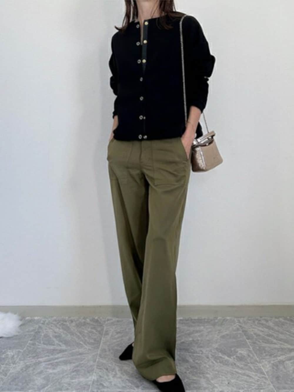 「ジャケット、ブラック、ノーカラー、ノーカラージャケット、ダンボール、エマテイラー、Emmataylor、styledoor、スタイルドア」｜「Emma Taylorのダンボールノーカラージャケット（ノーカラージャケット、ブラック系）」を使った、STYLEDOORさん（レディース・162cm）の秋コーディネートの1枚目の写真