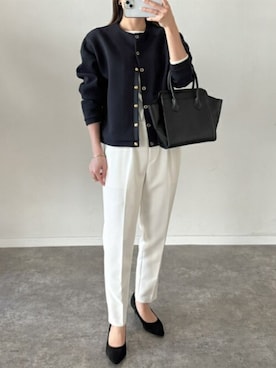 「ネイビー」｜「アイテム（ノーカラージャケット）」を使った、STYLEDOORさん（レディース・158cm）の冬コーディネート