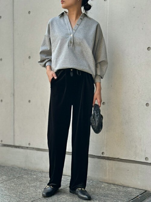 ライトダンボールスキッパーコクーンフォルムプルオーバー（Tシャツ