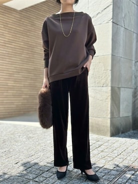 「Emma Taylor（エマテイラー）のアイテム（パンツ）」を使った、STYLEDOORさん（レディース・165cm）の秋コーディネート
