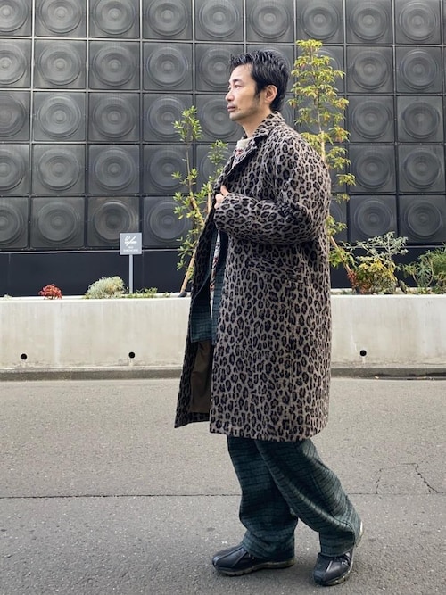 タックスラックスパンツ