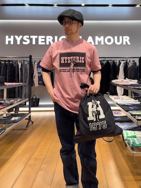「HYSTERIC GLAMOUR（ヒステリックグラマー）のHYSTERIC TIMES ナップサック（バックパック/リュック、ブラック系）」を使った、yamaguchi.fさん（メンズ・170cm）の春コーディネート