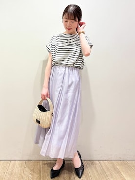 「アイテム（パンプス）」を使った、index スタッフさん（レディース・157cm）の夏コーディネート
