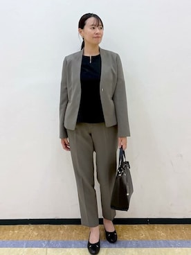 「アイテム（ノーカラージャケット）」を使った、index スタッフさん（レディース・164cm）の秋コーディネート